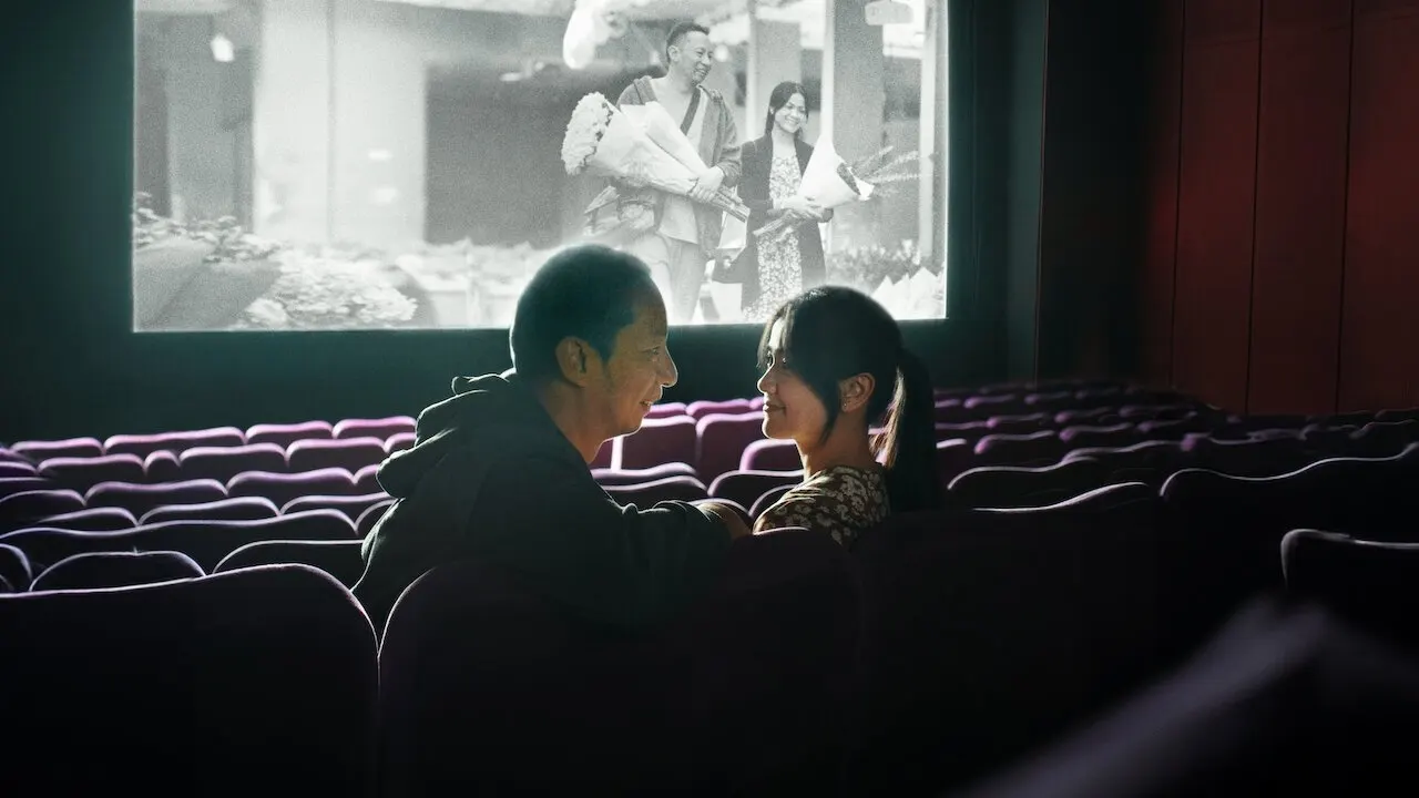 Play Falling in Love Like in Movies