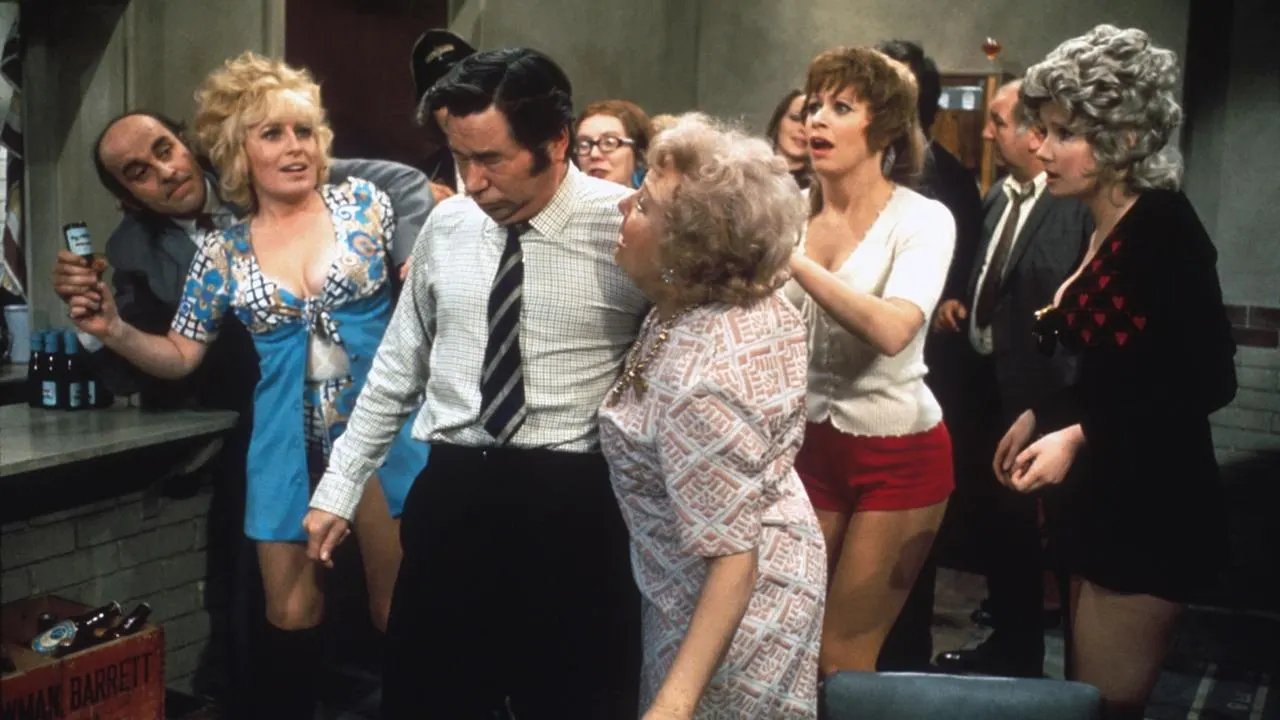 Play Mutiny on the Buses