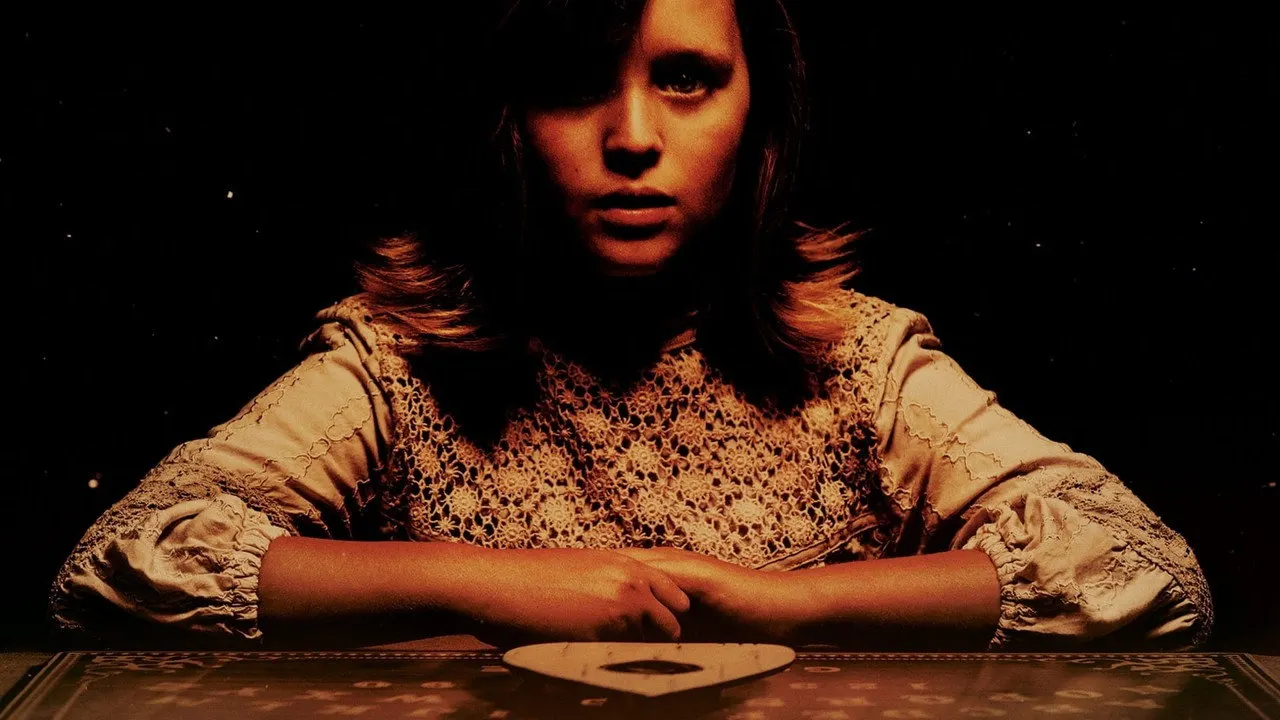 Play Ouija: Origin of Evil
