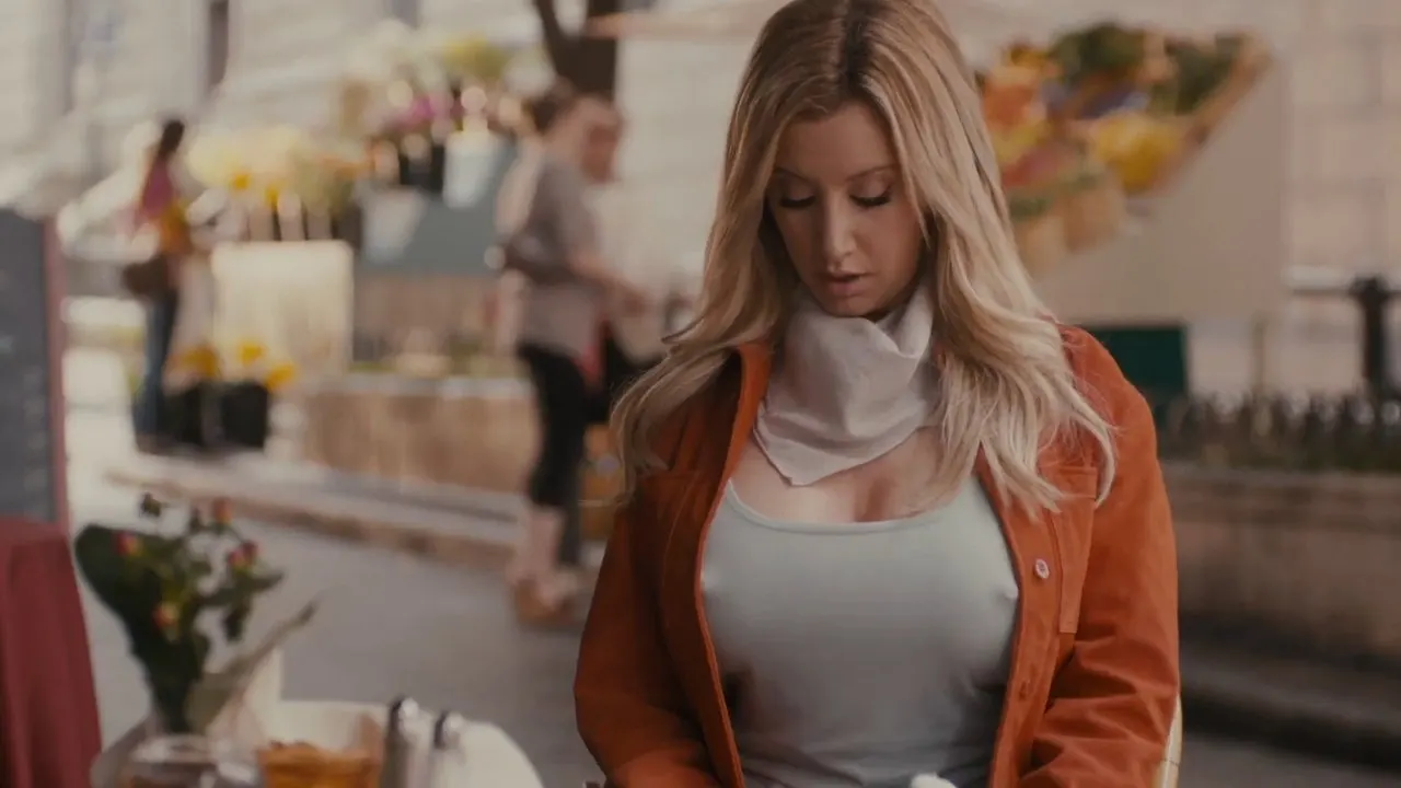 Play Scary Movie 5