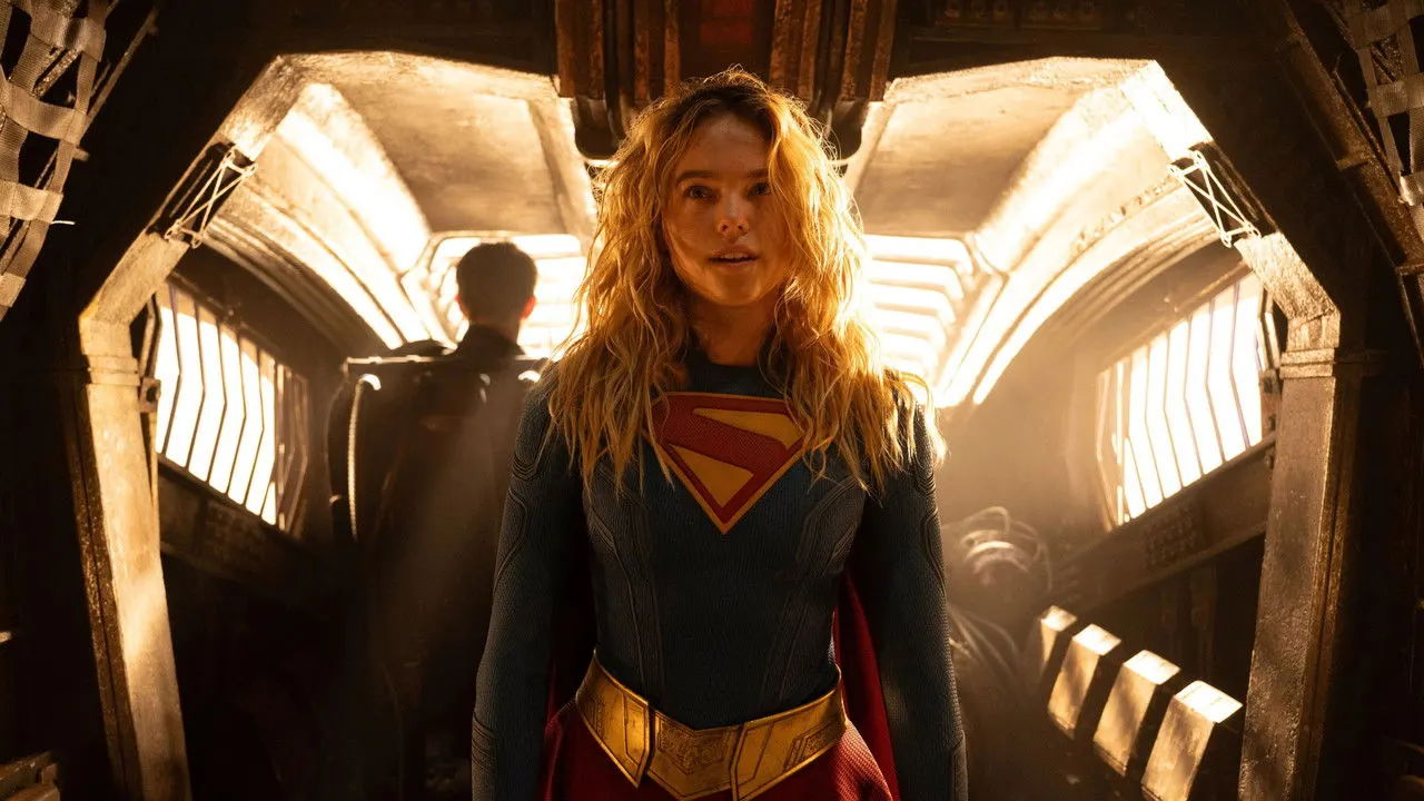 Play Supergirl