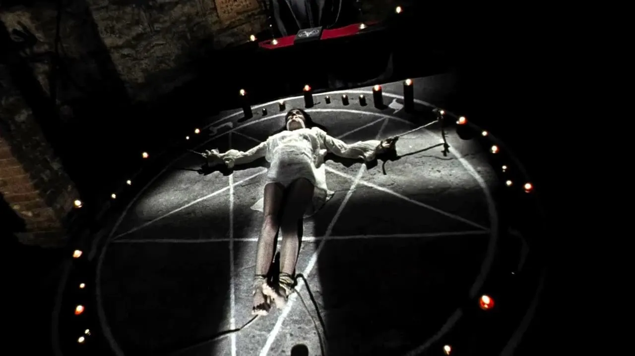Play The House of the Devil