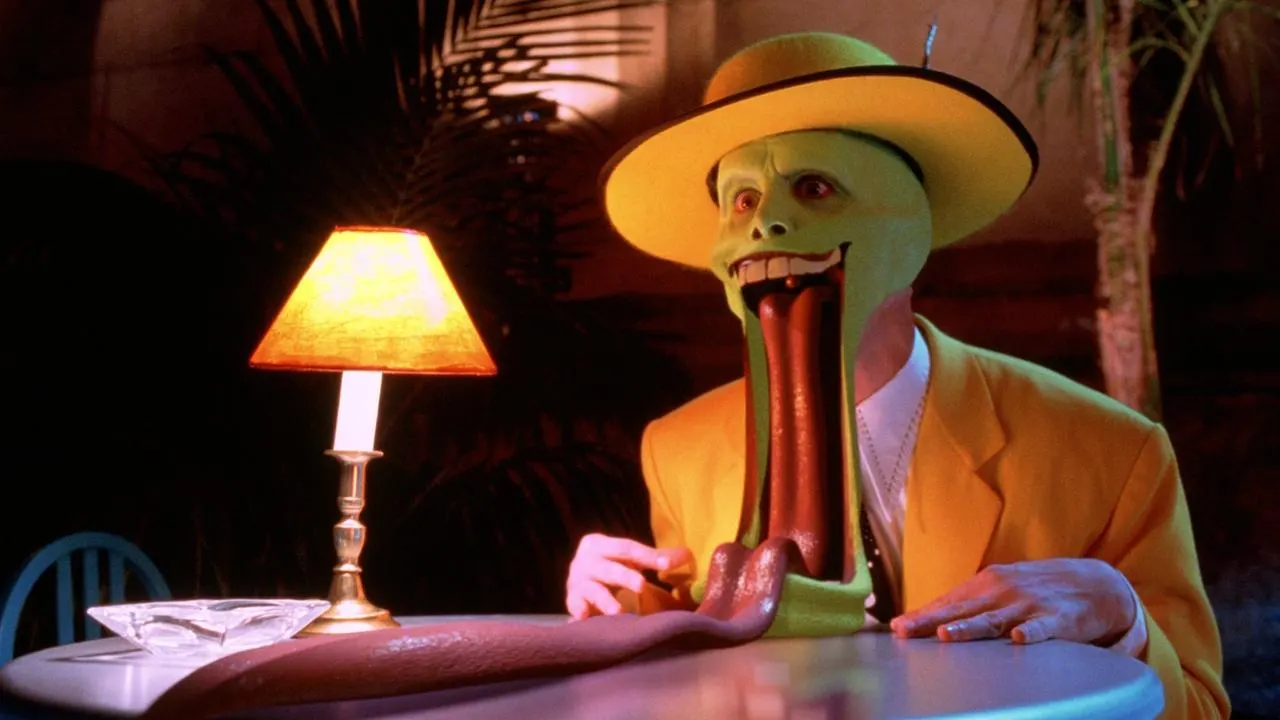 Play The Mask