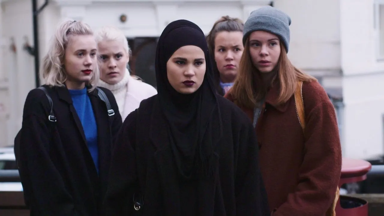 Play Skam